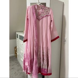 Light Pink Pakistani Kurta/dress